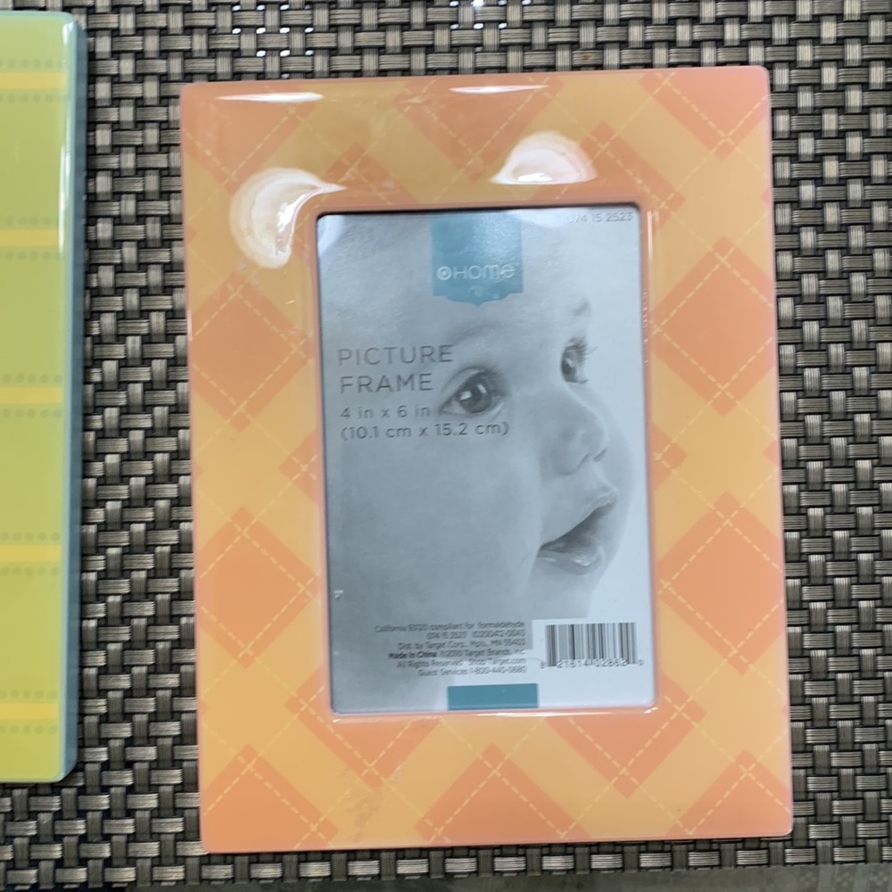 Picture frames - Picture 3 of 3